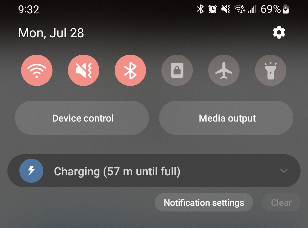 Phone showing time until battery full